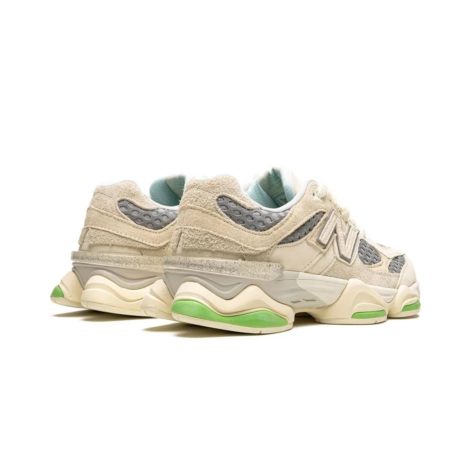 New Balance 9060 Bricks & Wood