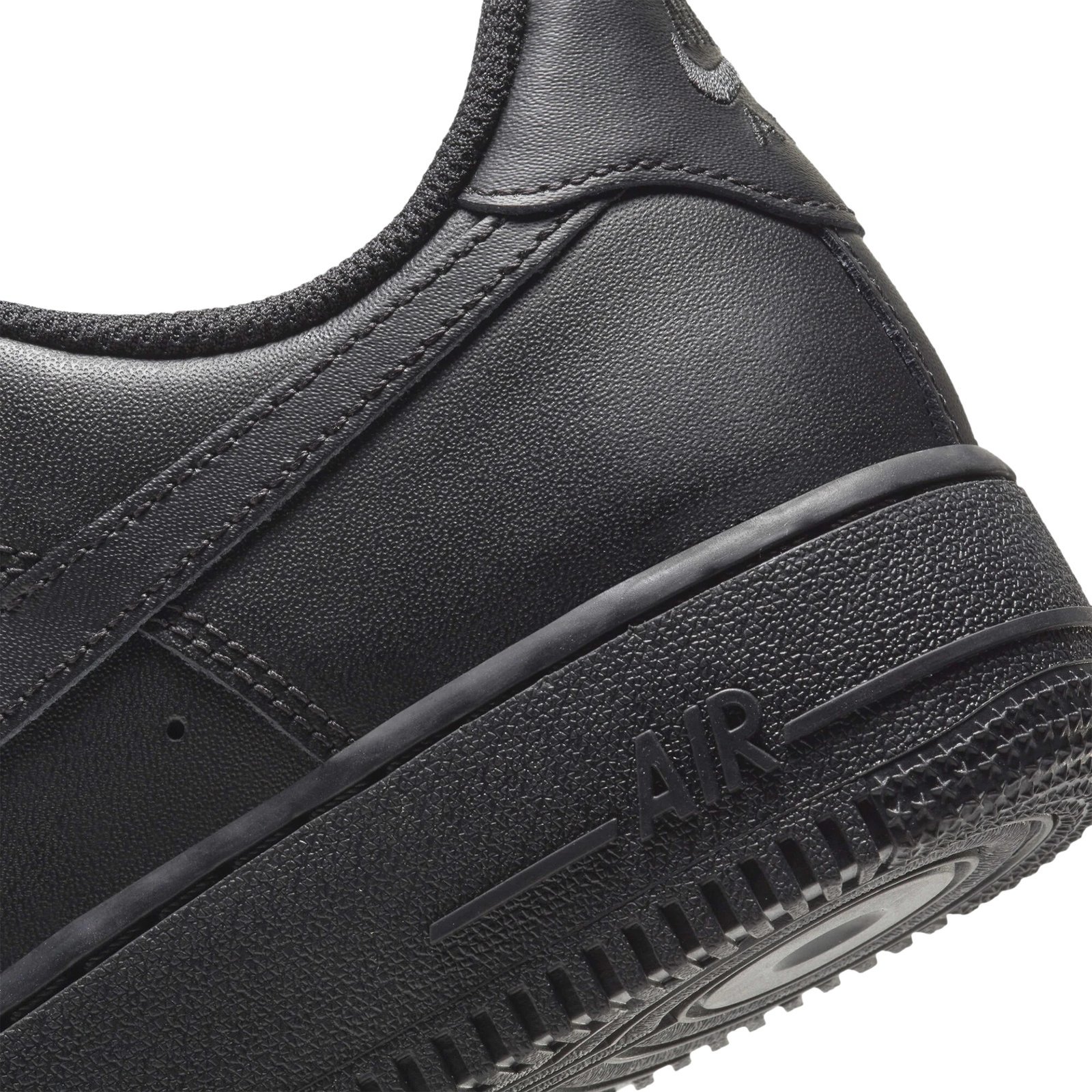 Nike Air Force 1 Black